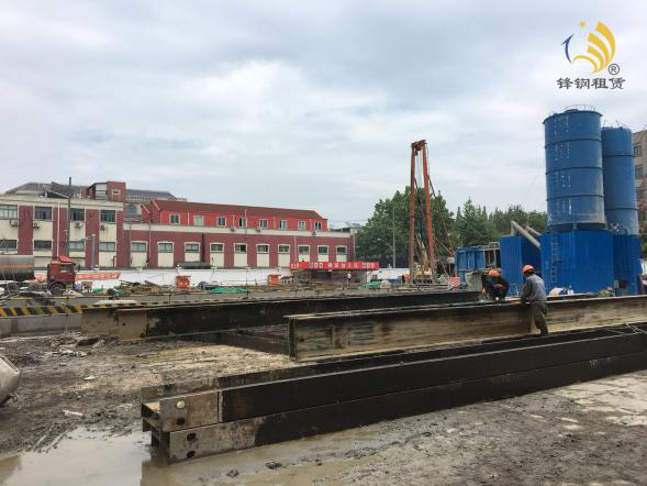 三軸攪拌機(jī)施工